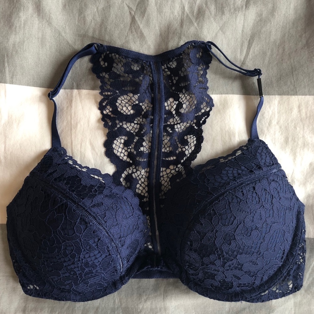 Victoria’s Secret Very Sexy Lace Push-Up Bra